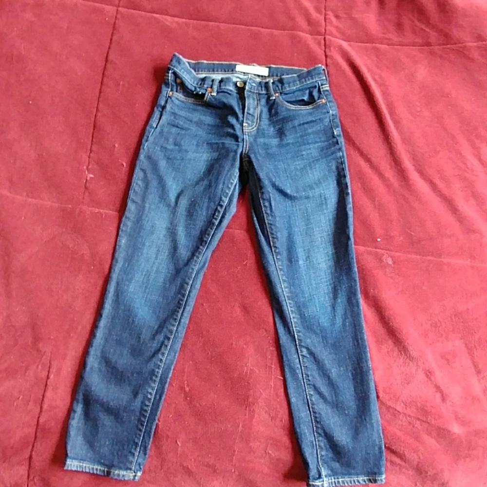 Gap jeans size 27